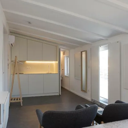 Design Attic - Solar Da Avenida Oporto