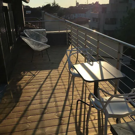 Design Attic - Solar Da Avenida *