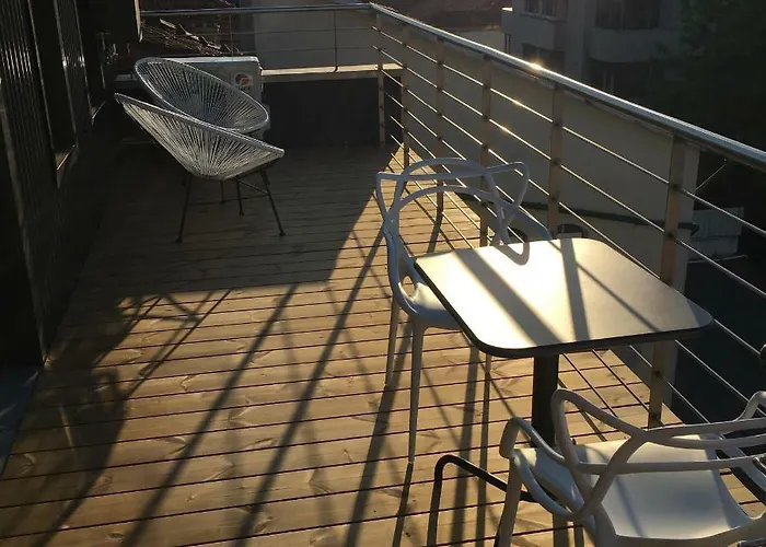 Design Attic - Solar Da Avenida *